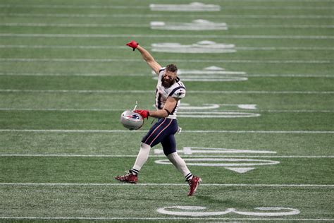 13 perfect photos of the Patriots celebrating another Super Bowl win