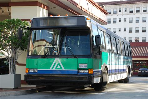 Flxible Bus | Flxible Metro bus of the Delancey Street Found… | Flickr