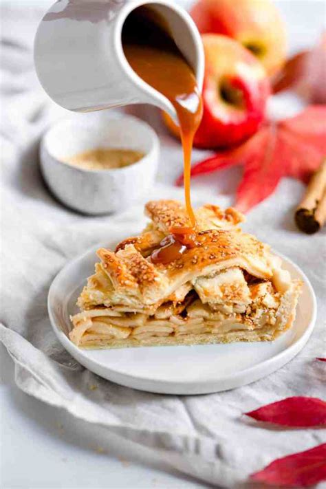 Apple Pie with Caramel Sauce (Vegan) | Anna Banana