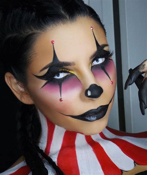 circus Halloween makeup White Face Halloween, Spooky Halloween, Easy Halloween Face Painting ...