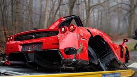 Crashed Ferrari Enzo, one in just 400 ever built, is a heartbreaking sight | HT Auto