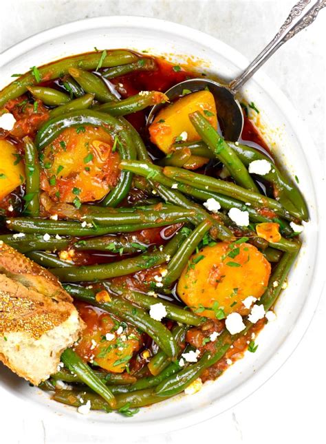 Fasolakia (Greek Green Beans) - GypsyPlate