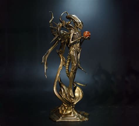 "Fine Bronze Alien vs. Predator Alien Statue, Lost Wax Casting Classic ...