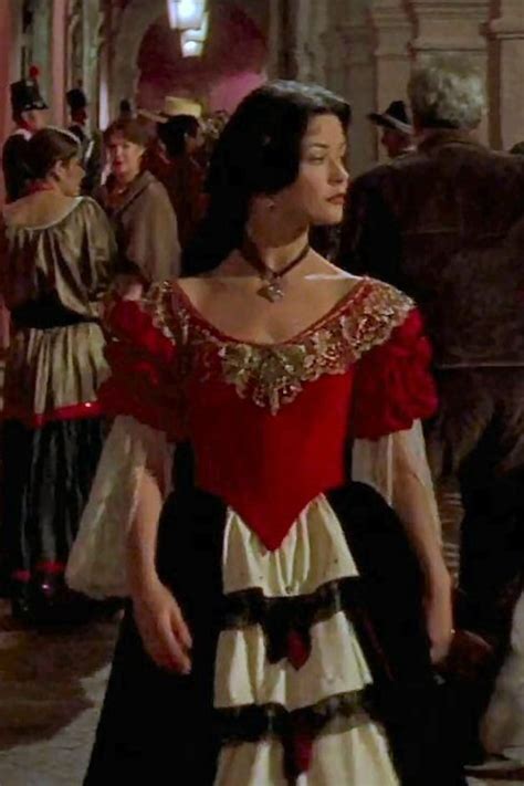 Catherine Zeta-Jones as Elena in The Mask of Zorro | Catherine zeta ...