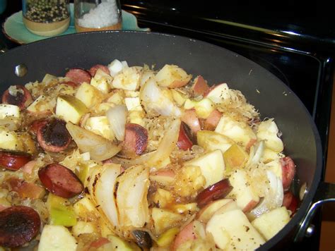 Best 3 Sausage Sauerkraut Apples Recipes