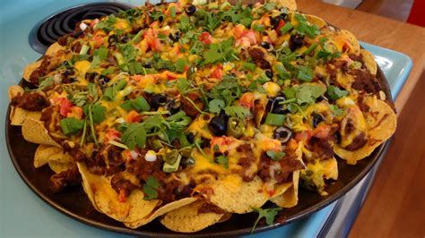 Nachos Supreme Recipe -Make Nachos Grande Restaurant-Style! - | Nachos ...