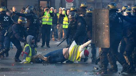 "Gilets jaunes" : plus de 200 enquêtes de la "police des polices" ont ...