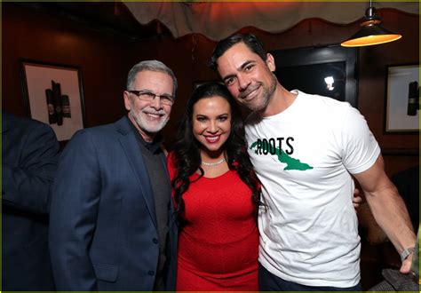 Netflix's 'One Day at a Time' Cast Premieres Season 3 in LA!: Photo ...