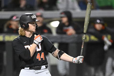 Oregon State Beavers’ bats come out of hibernation in college baseball ...