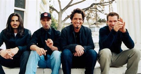 Audioslave Pays Tribute To Chris Cornell With Instrumental Rendition Of "Like A Stone"