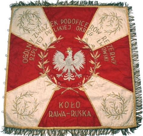 1939 Polish Army Flag : r/vexillology