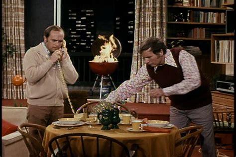 I Think, Therefore I Review.: The Bob Newhart Show: Season 1