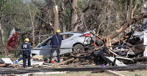 Tornadoes confirmed in Kansas; 4 injured, significant damage reported