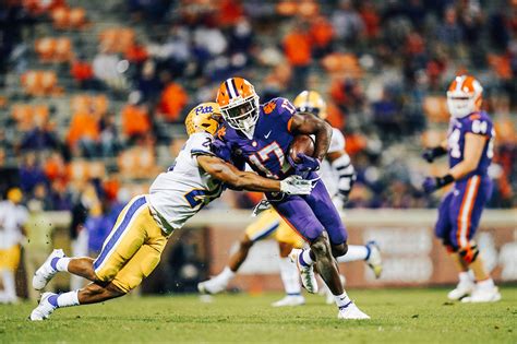 FINAL: Clemson 52, Pitt 17 – Clemson Tigers Official Athletics Site