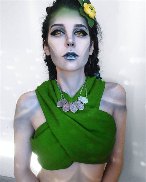 I can't handle all this beauty!! Stunning Inara cosplay by @maribluk # ...