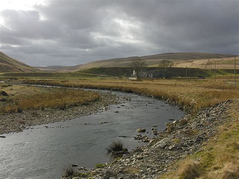 Afon Elan just below Abergwngu © Nigel Brown :: Geograph Britain and ...