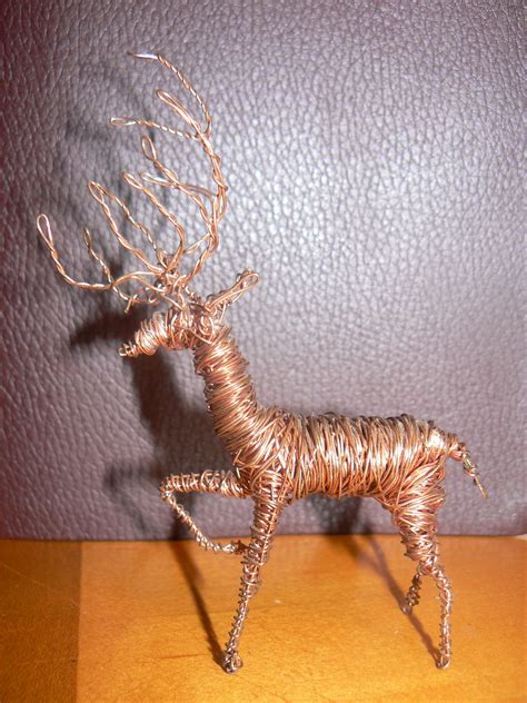 Copper Wire Reindeer | Copper wire art, Dragon sculpture, Wire art