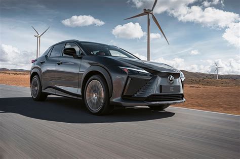 Lexus RZ 450e Will Be Better Than the Toyota bZ4X | Edmunds