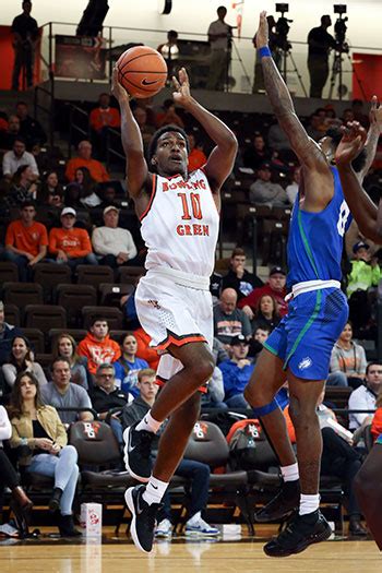 BGSU basketball teams off to strong starts this season