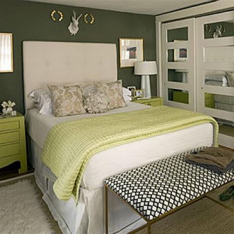 Green Bedroom Photos and Decorating Tips