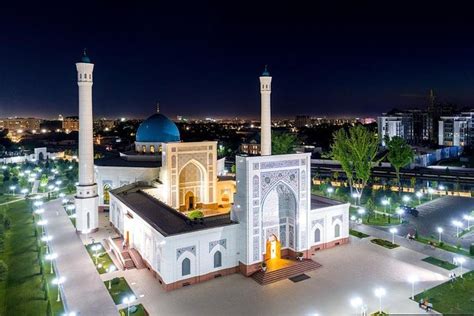 Tashkent City At Night: Triphobo