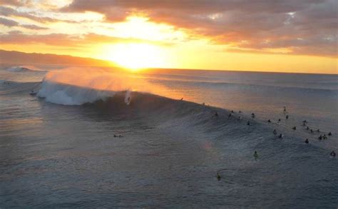 Surf From Above | Oahu’s North Shore in 4K (2min) | North shore oahu ...