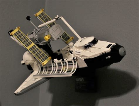 Ultimate Display Solutions wall mount display for Lego NASA Space ...