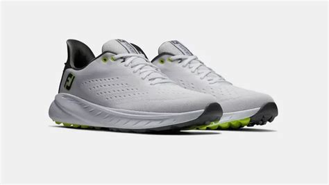 FootJoy Flex XP Golf Shoes Review 2022 | GolfReviewsGuide.com