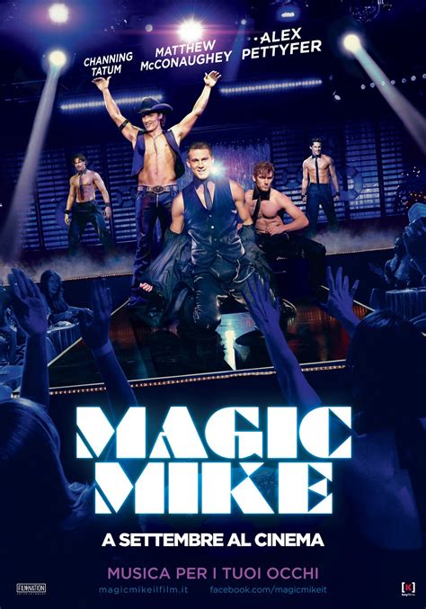 MAGIC MIKE (STEVEN SODERBERGH, 2012)