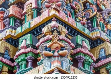 38 Ramaswamy Temple Kumbakonam Images, Stock Photos, 3D objects ...