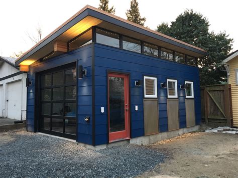 That @Modern-Shed #garage | Modern shed, Modern farmhouse exterior, Shed roof design