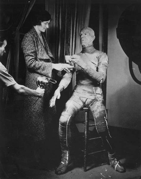 Boris Karloff in Jack Pierce’s makeup studio preparing for The Mummy ...