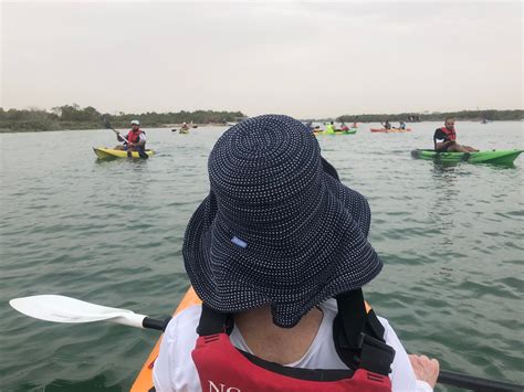 worldgrazer: Kayaking in Abu Dhabi’s Mangroves