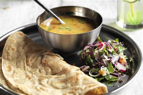 Asha's Tarka Dal & Roti - Mains Recipe