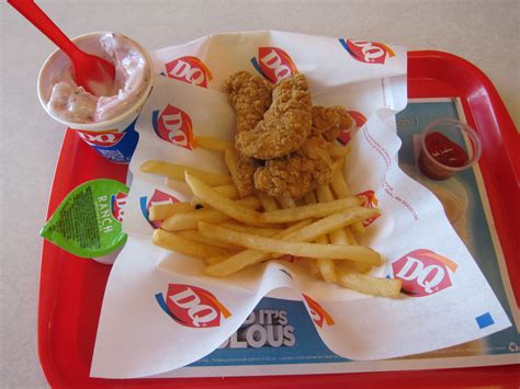 Review: Dairy Queen - Chicken Strip $5 Buck Lunch