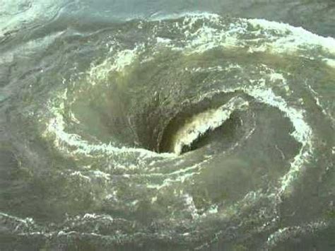 Whirlpool Formation. Oddly satisfying. : oddlysatisfying