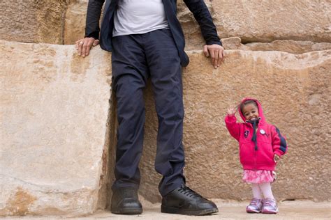 Photos of the world's tallest man with the world's shortest woman - Business Insider