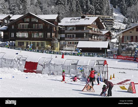 Wengen ski kids hi-res stock photography and images - Alamy