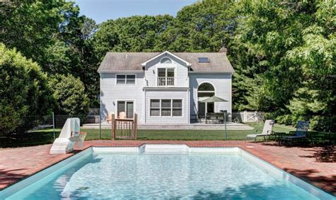 House Wainscott In Wainscott, New York, United States For Rent (12420470)