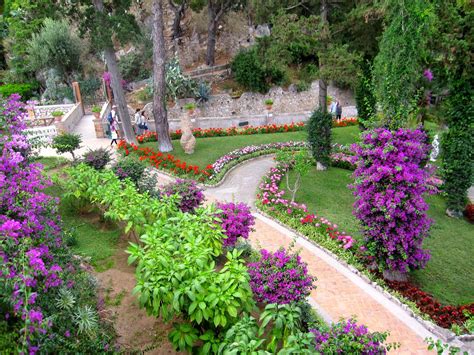 Destination: Fiction: Gardens of Augustus, Capri