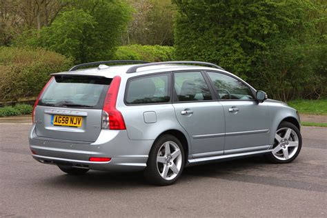 Volvo V50 Estate (2004 - 2012) Photos | Parkers