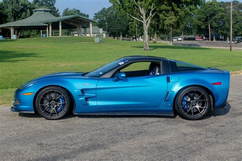 Chevrolet Corvette C6 ZR1 Blue Vorsteiner V-FF 103 | Wheel Front