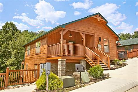 Bear Cove Falls Resort Pigeon Forge Cabin Rental Near Dollywood