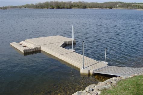 Shoremaster Docks – Lake Area Docks and Lifts