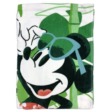 Mickey and Minnie Mouse Tropical Beach Towel is now out for purchase ...