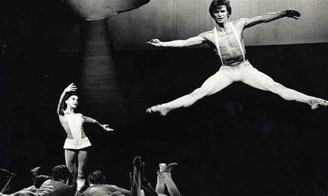 Ballet Swan Lake Fouetée: Nureyev and Fonteyn, 1967 | Vintage News Daily