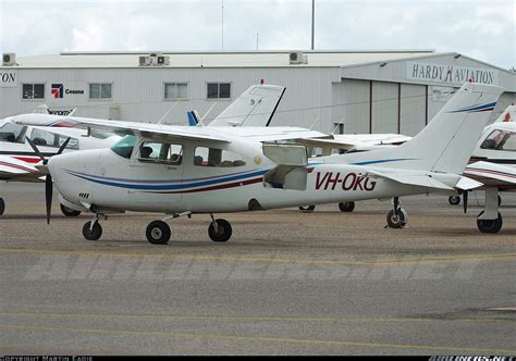 Cessna 210N Centurion - Untitled | Aviation Photo #1312974 | Airliners.net