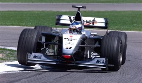 1999 San Marino GP – Hakkinen crashes from the lead, Schumacher wins