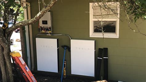 Tesla Energy's quick installs hint at ongoing residential solar and Powerwall ramp