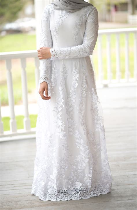 Snow-White embroidered Princess Gown - Party - Dresses Muslimah Wedding ...